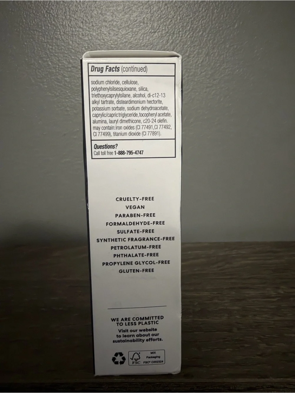 bareMinerals BAREPRO Matte Liquid Foundation -Light Warm 21